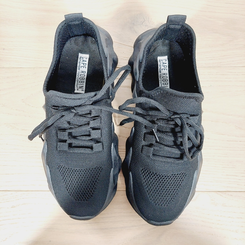 Cape Robbin Black Sculpted Sole Knit Sneakers 772 - Picture 8 of 12